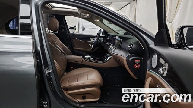 Mercedes-Benz E-Class 2019 — Şəkil 11/20
