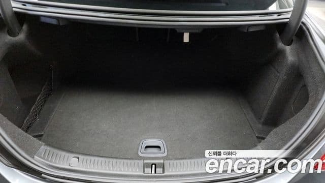 Mercedes-Benz E-Class 2019 — Şəkil 20/20