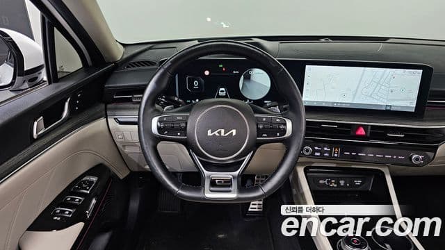 Kia K5 2024 — ფოტო 14/20