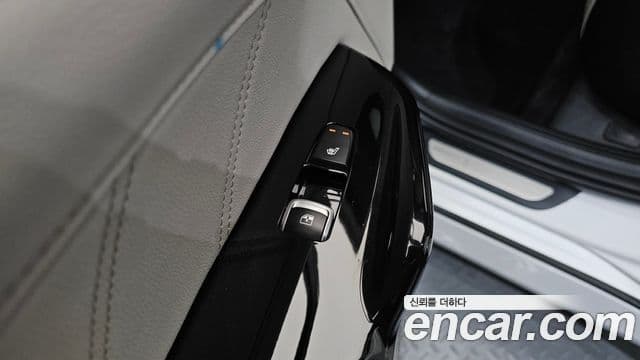 Kia K5 2024 — ფოტო 18/20