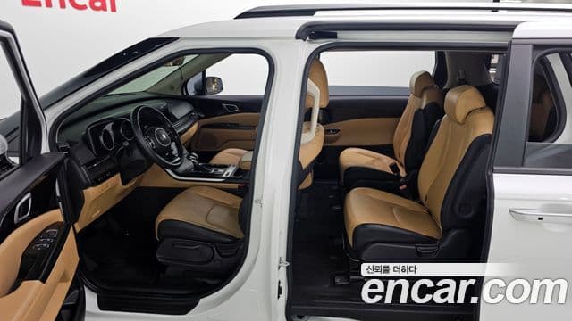 Kia Carnival 2020 — Şəkil 10/20