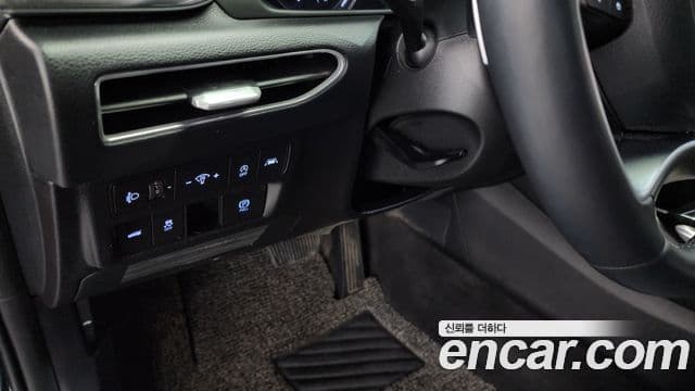 Hyundai Sonata 2021 — фото 14 из 20
