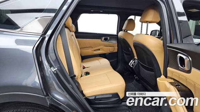 Kia Sorento 2022 — ფოტო 12/20
