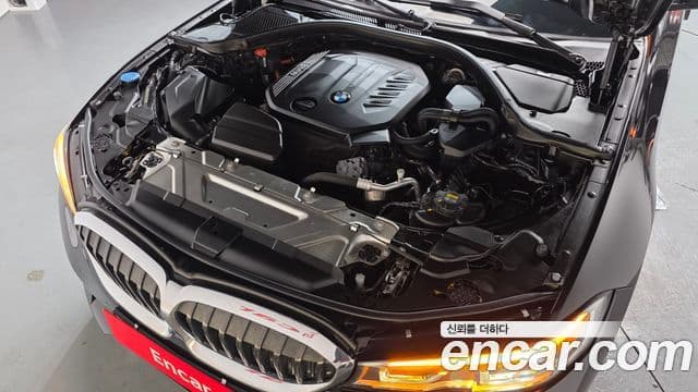 BMW 3 Series 2020 — ფოტო 15/20