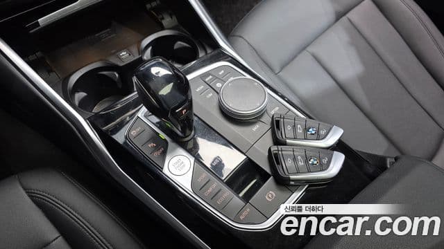 BMW 3 Series 2020 — ფოტო 4/20