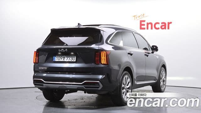 Kia Sorento 2023 — Şəkil 2/20
