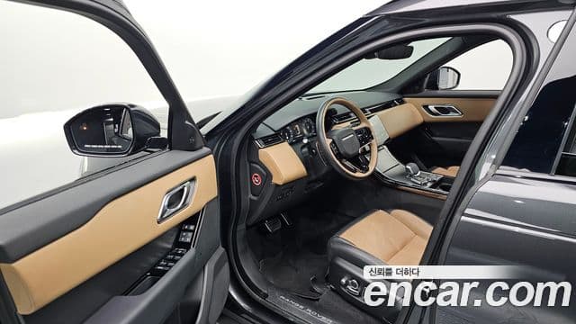 Land Rover Range Rover Velar 2024 — Photo 5/20