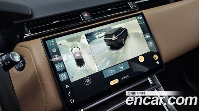 Land Rover Range Rover Velar 2024 — Photo 18/20