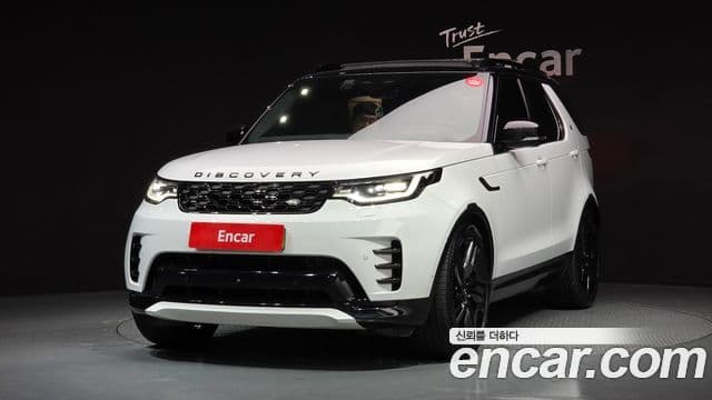 Land Rover Discovery 5 2024 — ფოტო 10/20