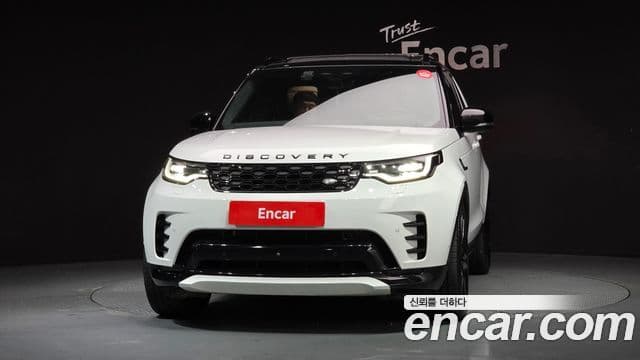 Land Rover Discovery 5 2024 — ფოტო 2/20