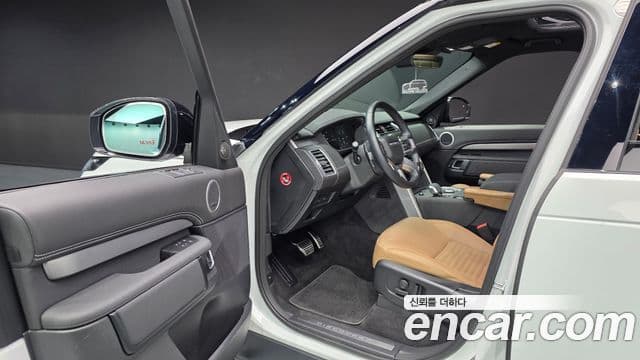 Land Rover Discovery 5 2024 — ფოტო 11/20