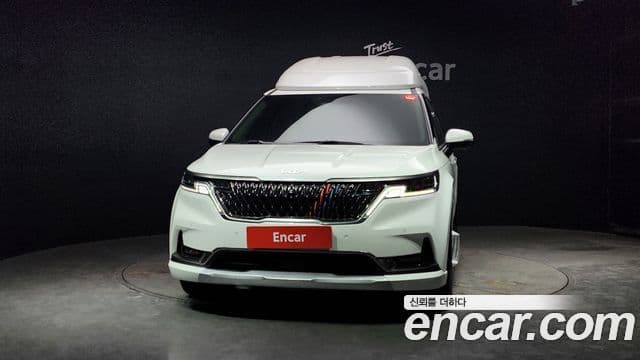 Kia Carnival 2021 — ფოტო 3/20
