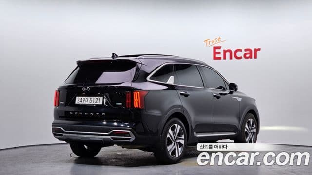 Kia Sorento 2021 — фото 2 из 20
