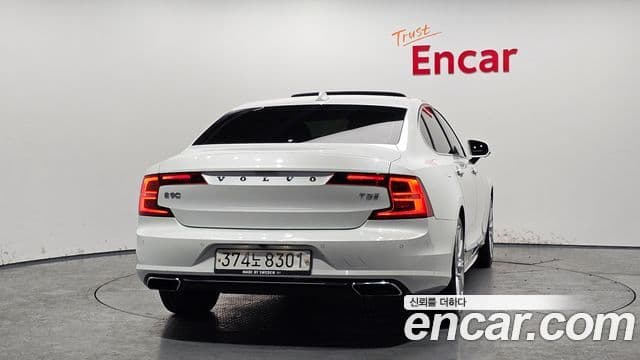 Volvo S90 2019 — ფოტო 4/20