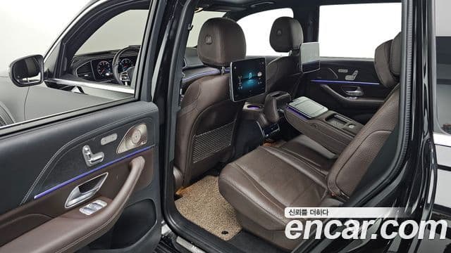 Mercedes-Benz GLS-Class 2023 — Фото 11/20