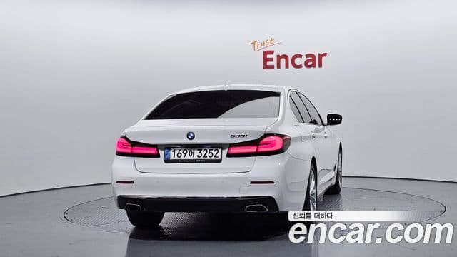 BMW 5 Series 2021 — Şəkil 4/20