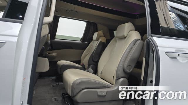 Kia Carnival 2024 — Şəkil 12/20