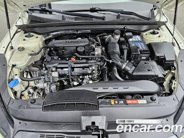 Kia K5 2020 — ფოტო 19/19