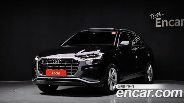 Audi Q8 2020 — Photo 10/20