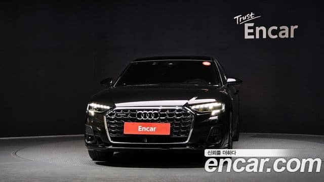 Audi A8 2023 — Фото 3/20