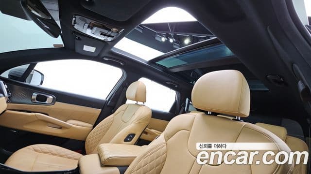Kia Sorento 2021 — Фото 18/20