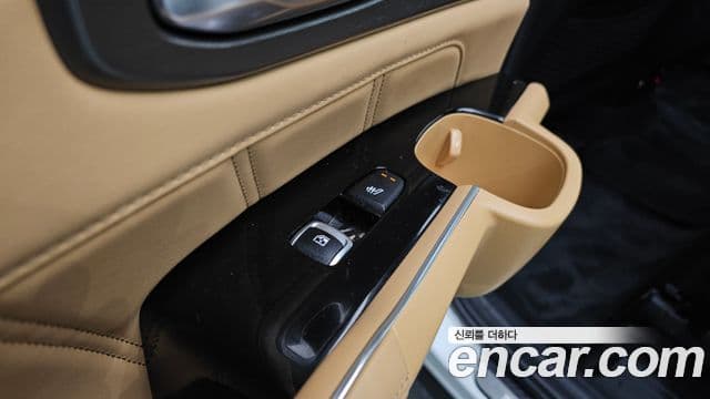Kia Sorento 2021 — Фото 19/20