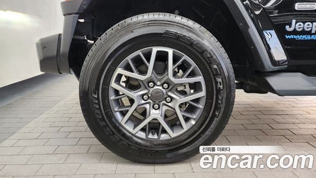 Jeep Wrangler 2022 — ფოტო 5/20