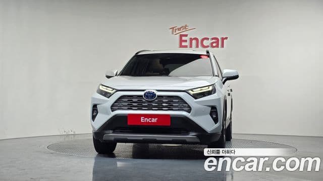 Toyota RAV4 2024 — Şəkil 3/20