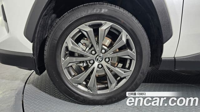 Toyota RAV4 2024 — Şəkil 5/20