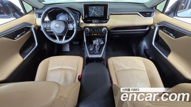 Toyota RAV4 2024 — Şəkil 7/20