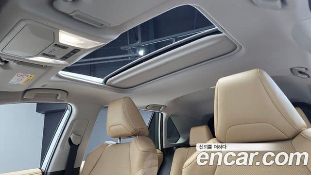 Toyota RAV4 2024 — Şəkil 19/20