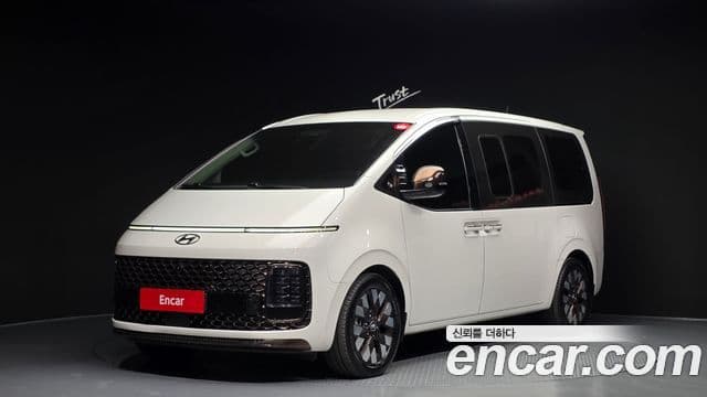Hyundai Staria 2021 — Şəkil 1/20