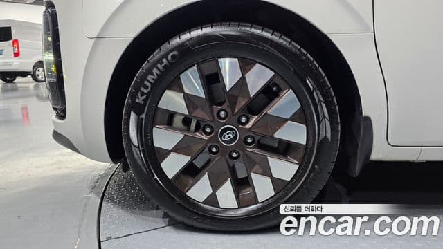 Hyundai Staria 2021 — Şəkil 5/20