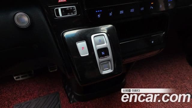 Hyundai Staria 2021 — Şəkil 9/20