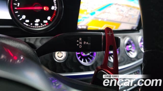Mercedes-Benz E-Class 2019 — ფოტო 10/20