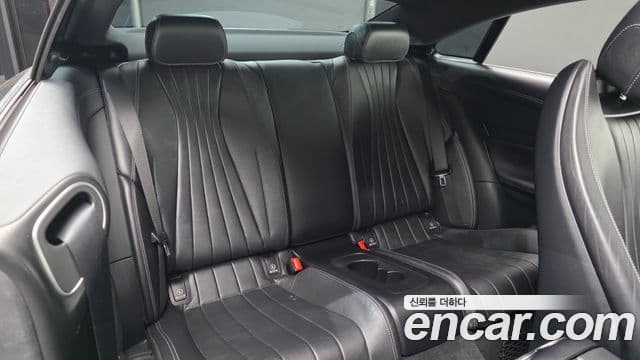 Mercedes-Benz E-Class 2019 — ფოტო 5/20