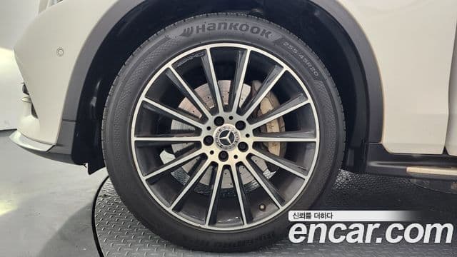 Mercedes-Benz GLC-Class 2018 — Şəkil 4/20