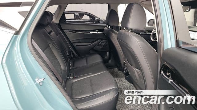 Kia Seltos 2022 — Şəkil 12/20