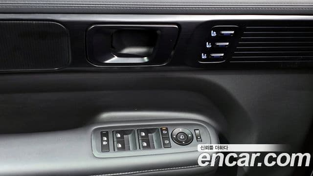 Hyundai Santa Fe 2023 — Şəkil 18/20