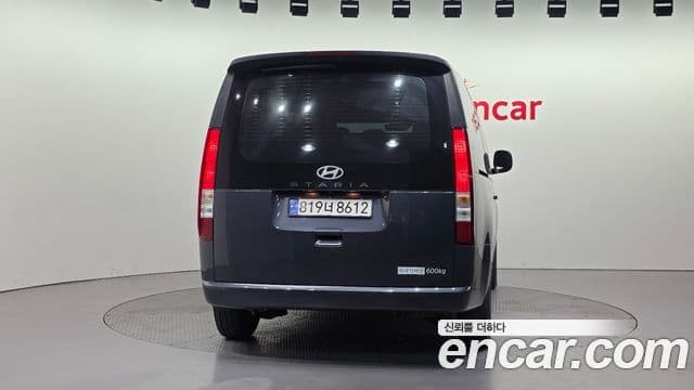 Hyundai Staria 2024 — Şəkil 4/20