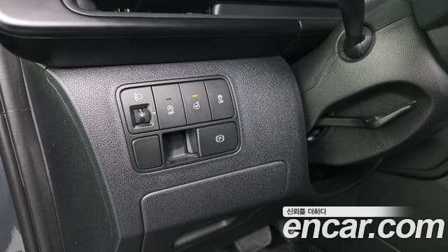 Hyundai Staria 2024 — Şəkil 13/20