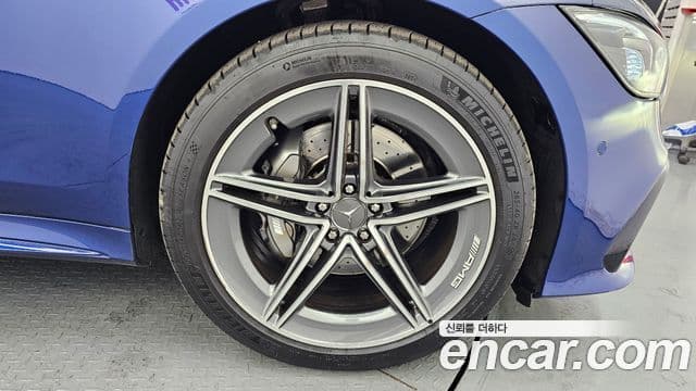 Mercedes-Benz AMG GT 2020 — Şəkil 9/20