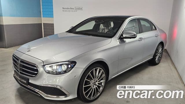 Mercedes-Benz E-Class 2023 — ფოტო 9/20