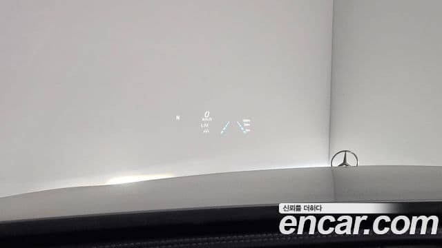 Mercedes-Benz E-Class 2023 — ფოტო 5/20