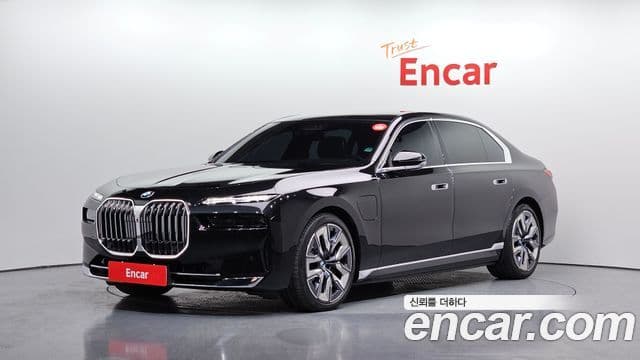 BMW 7 Series 2023 — Şəkil 10/20