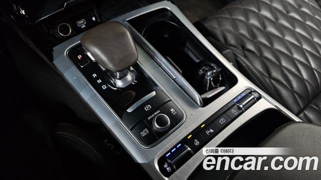 Kia Stinger 2021 — ფოტო 9/20