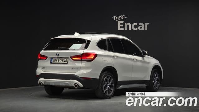 BMW X1 2021 — Фото 2/20