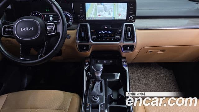 Kia Sorento 2021 — ფოტო 15/20