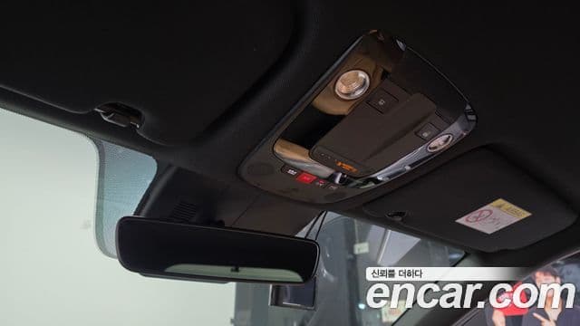 Kia Sorento 2021 — ფოტო 18/20