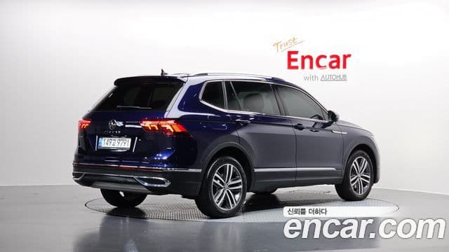 Volkswagen Tiguan Allspace 2022 — ფოტო 2/20
